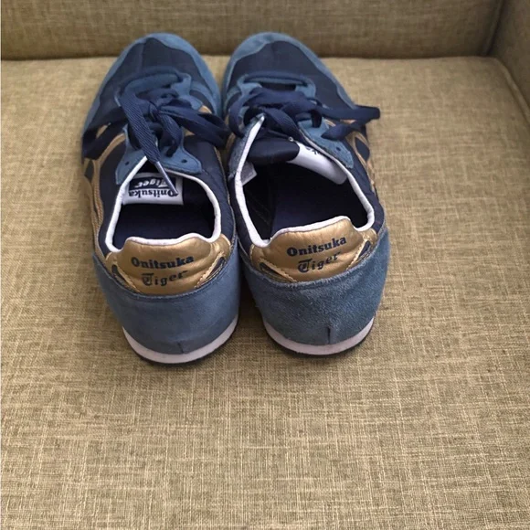 Onitsuka Tiger by Asics Navy and Gold Athletic Shoes rare size 10 - Picture 3 of 3